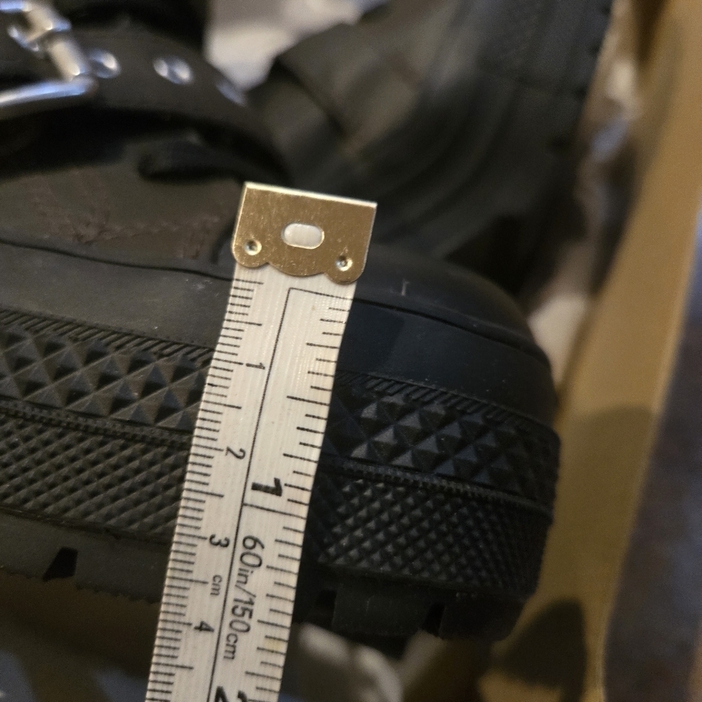 CONVERSE Chuck 70 De Luxe Heel Leather & Buckles High Top, Platform A12209C NEW! - Picture 9 of 16